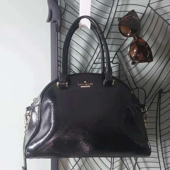 KATE SPADE ♠️ |  Satchel Bowling Bag Ajustable Strap Black Patent Leather - Picture 16 of 16